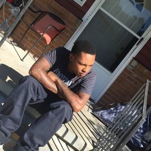 Meet your Posher, Dee